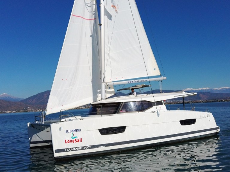 Boat rental Fountaine Pajot Lucia 40 in Fethiye on Samboat