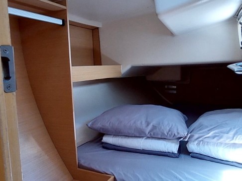 Yacht charter Biograd na Moru cheap Elan 350 Performance