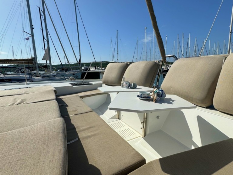 Bareboat Rental Catamaran Bali with a boat licence