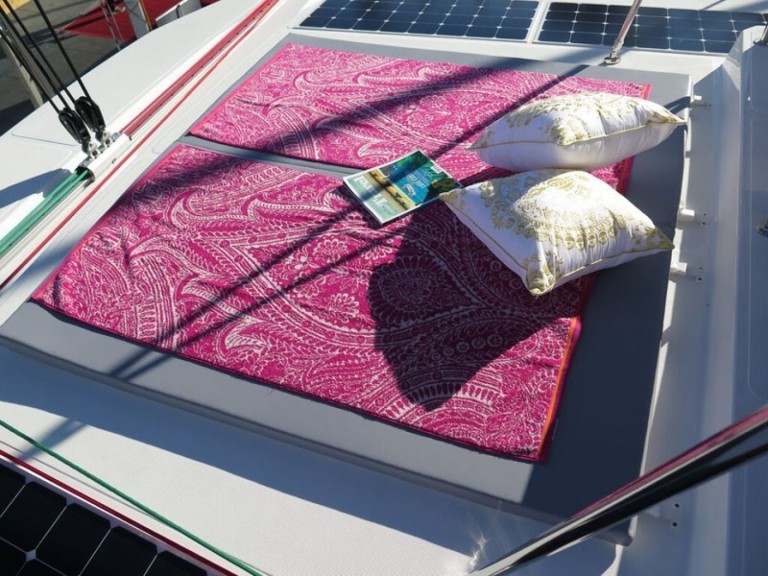 Yacht charter Anse Marcel cheap Bali 4.3