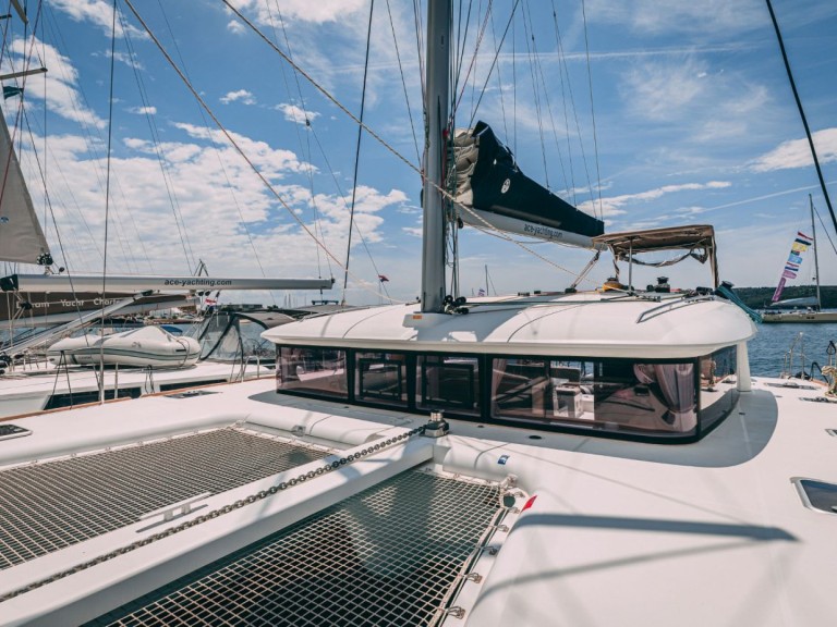 Yacht charter Seget Donji cheap Lagoon 400 S2