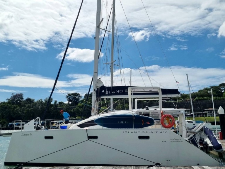 Bareboat Rental Catamaran Island Spirit Yachts with a boat licence