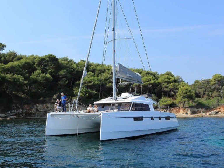 Catamaran rental in Alimos - Nautitech Nautitech 46 Fly