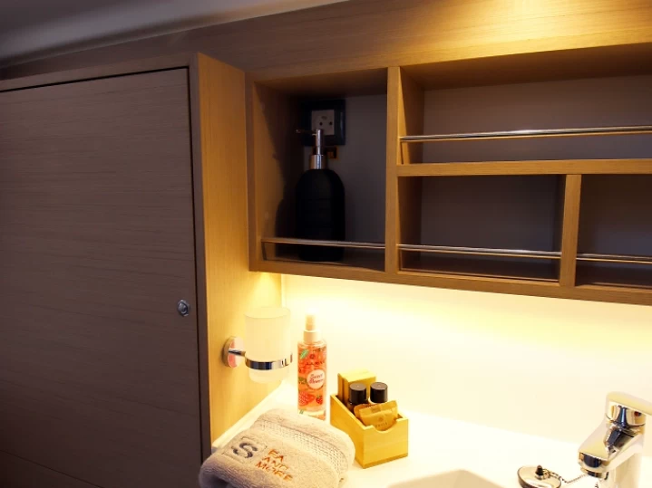 Yacht charter Rogoznica cheap Oceanis 34.1