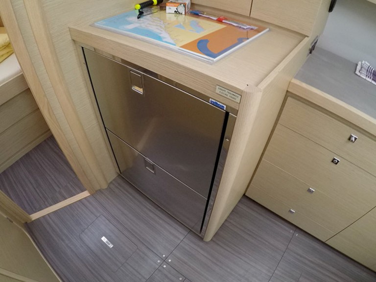 Sailboat rental in Šibenik - Dufour Dufour 430 Grand Large