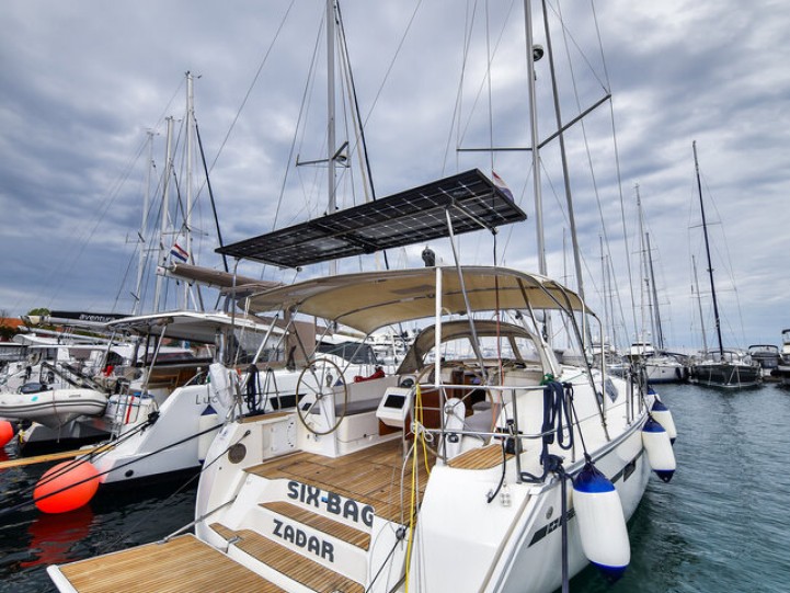 Bavaria Cruiser 46 in Zadar on SamBoat