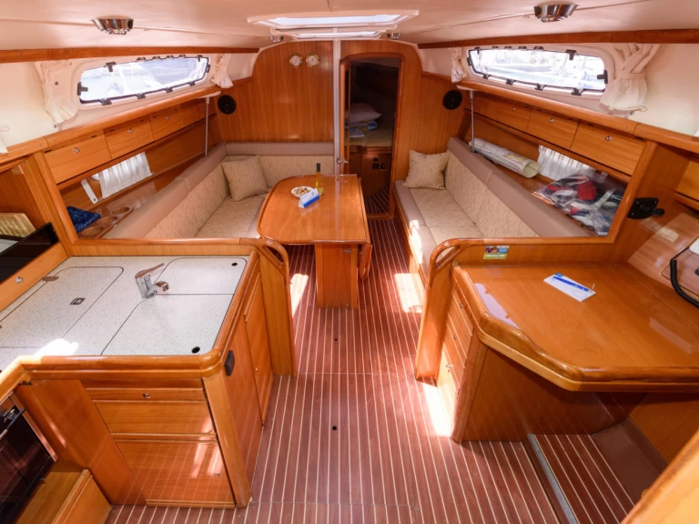 Bareboat Rental Sailboat Bavaria with a boat licence