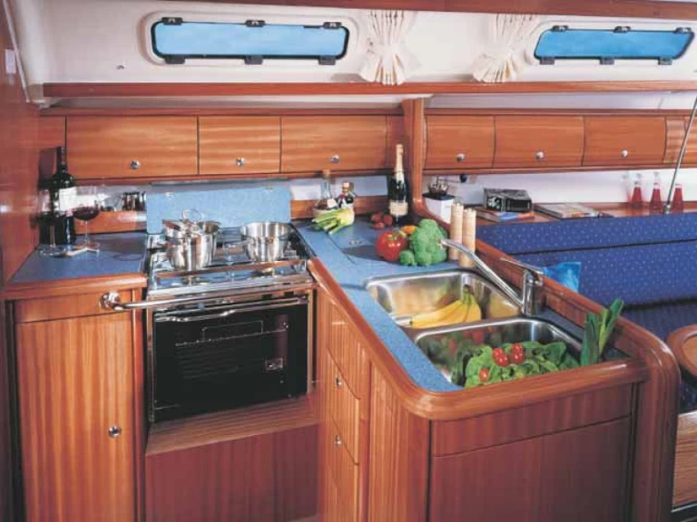 Sailboat for rent Trogir at the best price