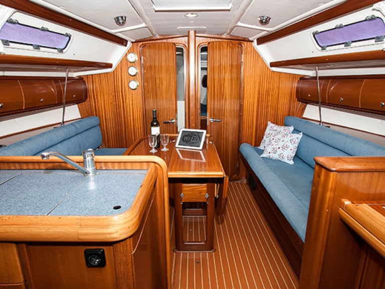 Bareboat Rental Sailboat Bavaria with a boat licence