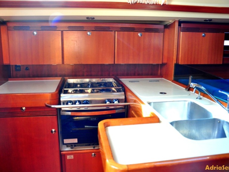 Sailboat for rent Izola at the best price