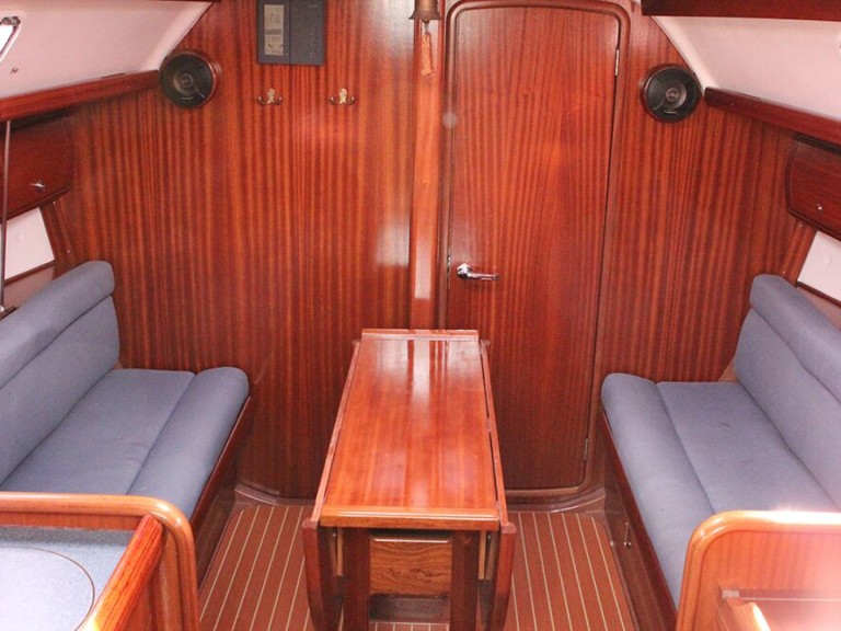 Bareboat Rental Sailboat Bavaria with a boat licence