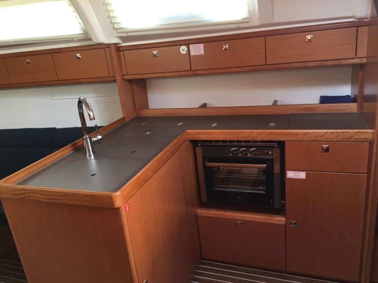 Sailboat for rent Vrsar at the best price