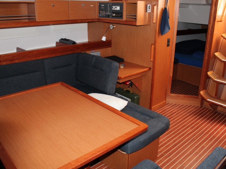 Sailboat for rent Vrsar at the best price