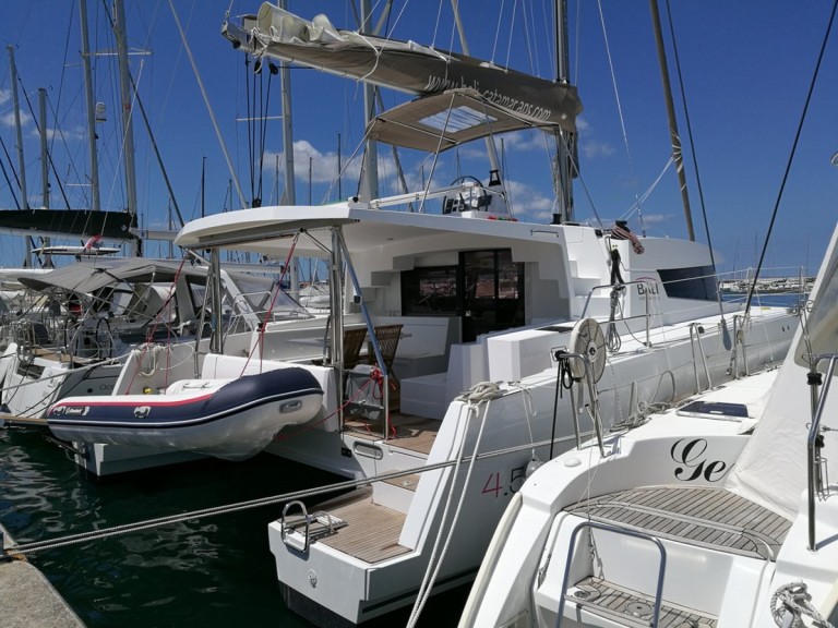 Catamaran rental in Šibenik - Bali Bali 4.5