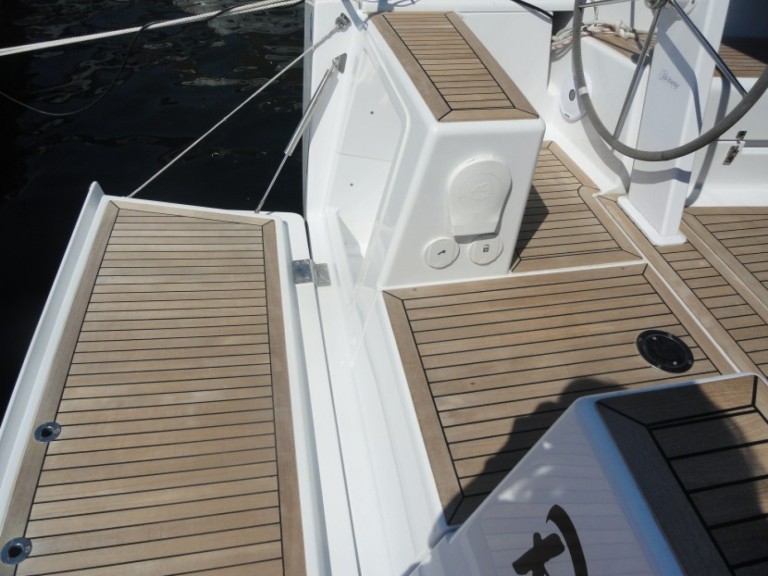 Sailboat rental with or without captain Hanse Pula
