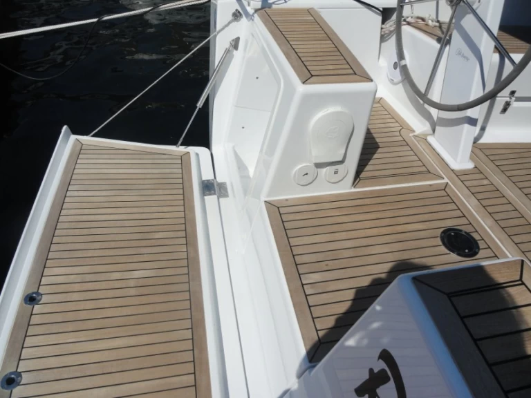 Sailboat rental with or without captain Hanse Pula