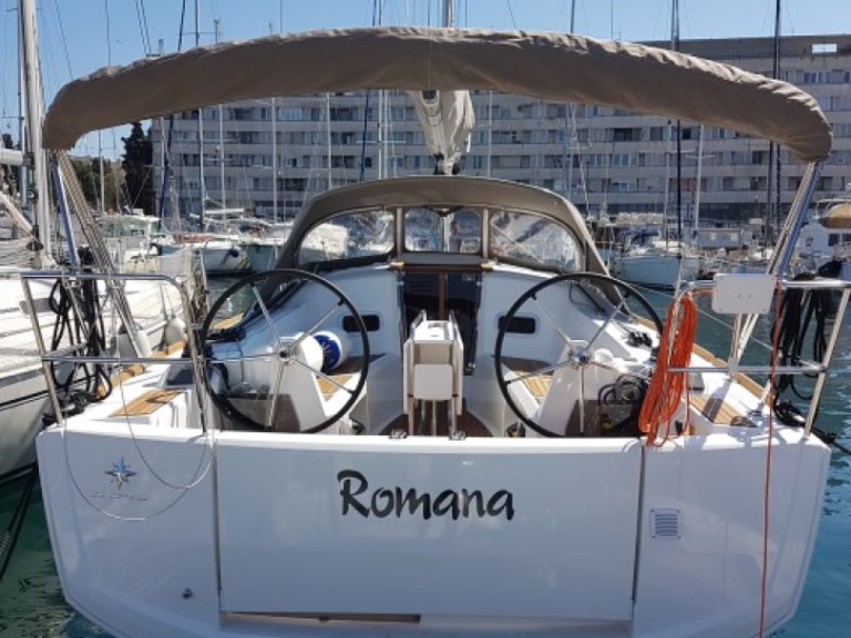 Yacht charter Pula cheap Sun Odyssey 349