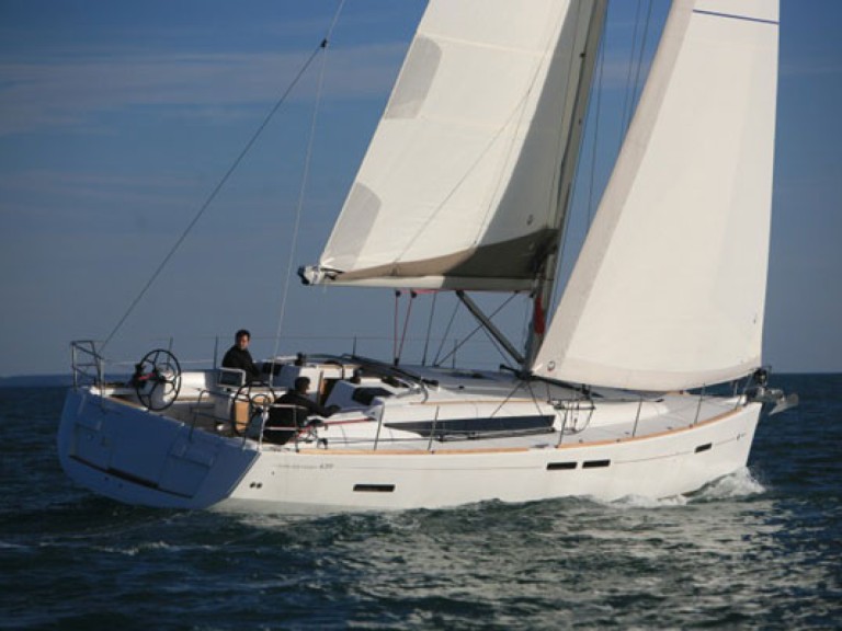 Sailboat rental in Lávrio - Jeanneau Sun Odyssey 439