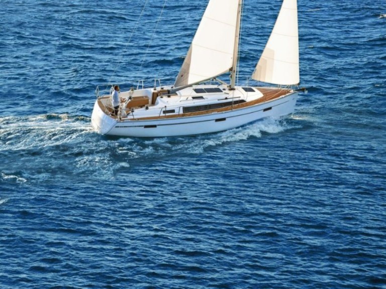 Bareboat Rental Sailboat Bavaria with a boat licence