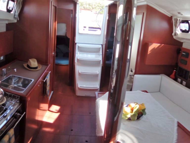 Sailboat for rent Procida at the best price