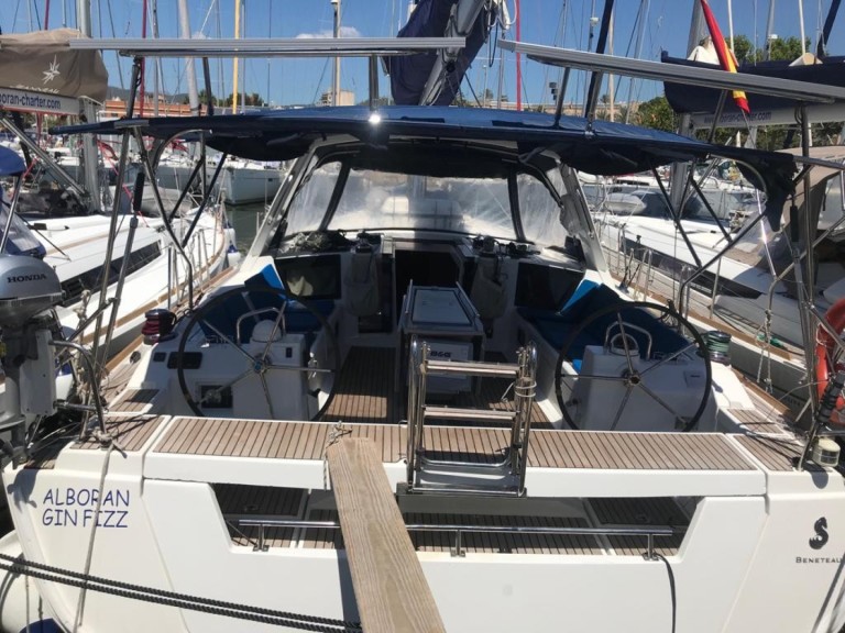 Sailboat rental in Palma de Mallorca - Bénéteau Oceanis 45