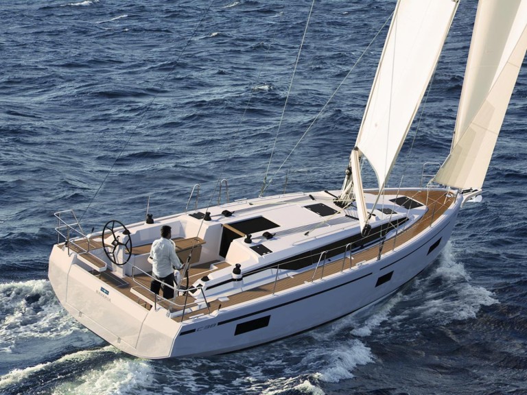 Yacht charter Portoferraio cheap Bavaria C38