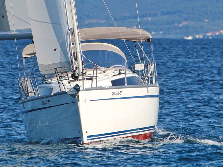 Rent a Bavaria Cruiser 34 Split