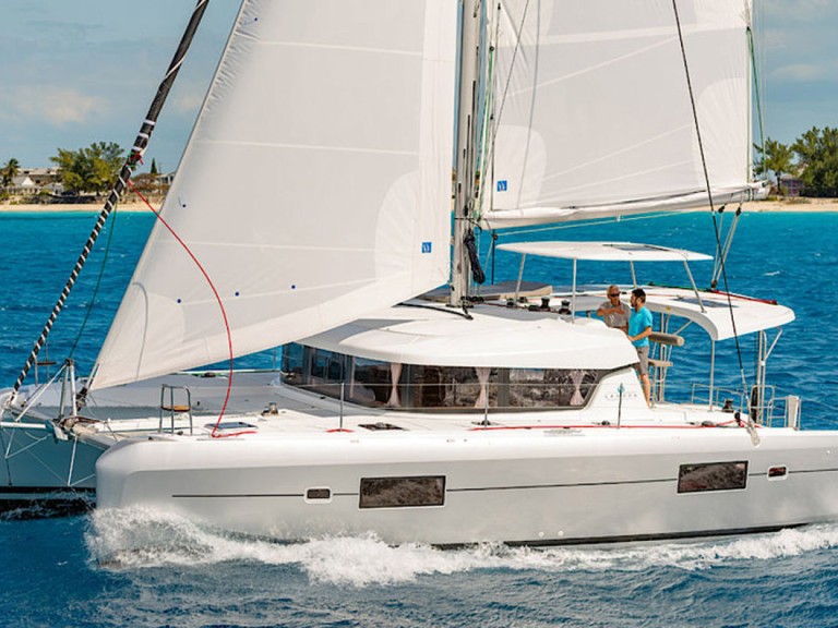 Yacht charter Can Pastilla cheap Lagoon 42