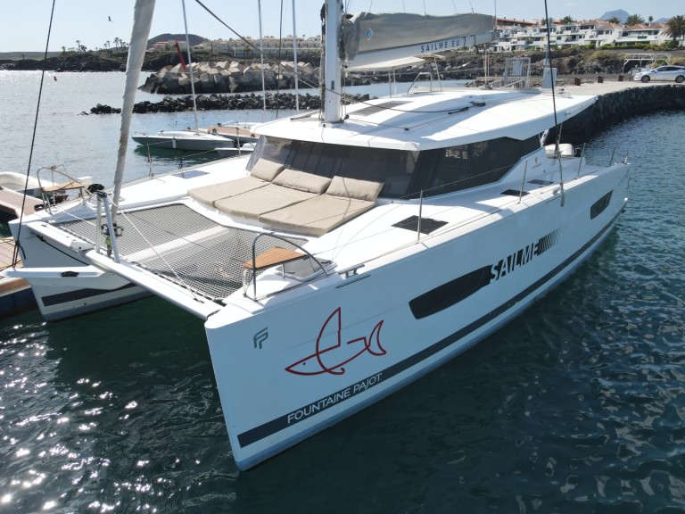 Bareboat Rental Catamaran Fountaine Pajot with a boat licence