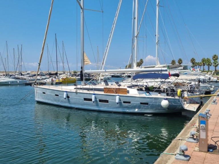 Sailboat rental with or without captain D&D Yacht Marina (City)