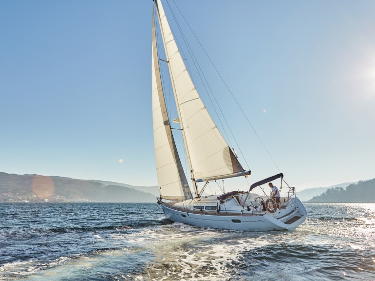 Rent a Jeanneau Sun Odyssey 39i Vigo