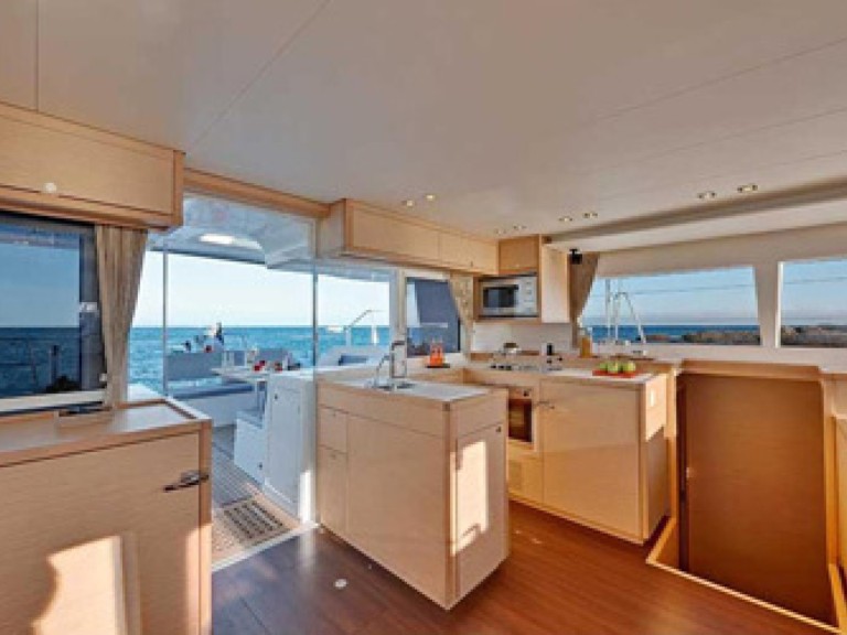 Lagoon Lagoon 450 Sport Top charter bareboat or captained in  Seget Donji