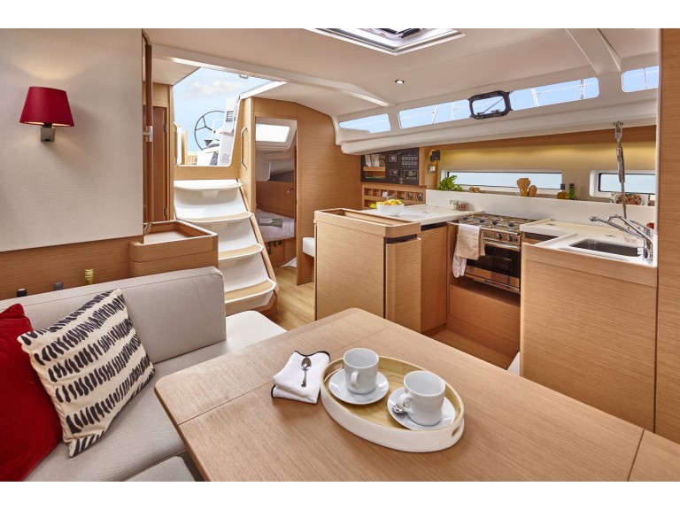 Sailboat for rent Las Galletas at the best price