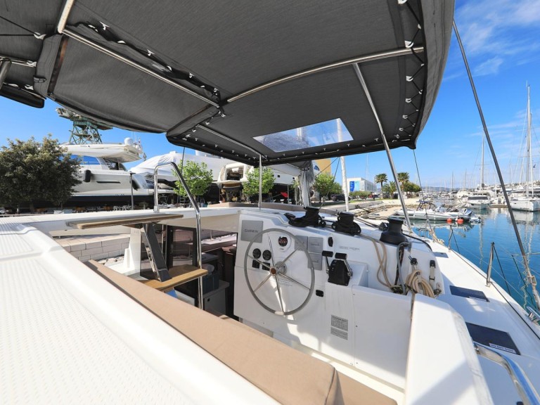 Catamaran rental with or without captain Fountaine Pajot Biograd na Moru
