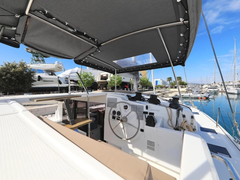 Catamaran rental with or without captain Fountaine Pajot Biograd na Moru