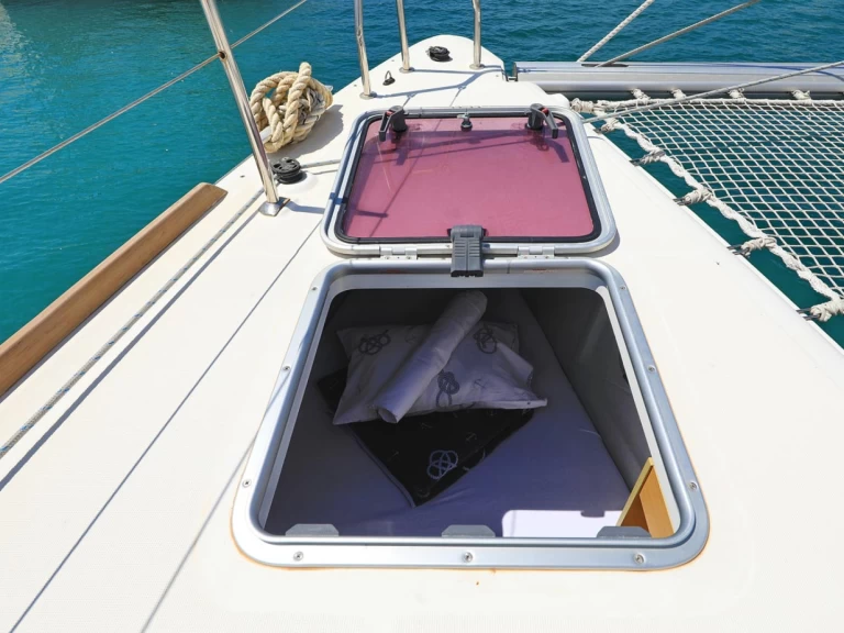 Yacht charter Trogir cheap Lagoon 400