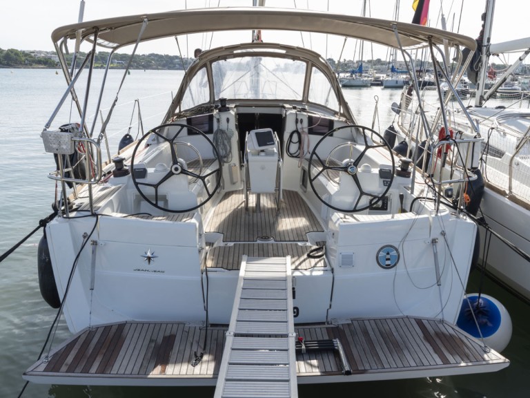 Jeanneau Sun Odyssey 389 charter bareboat or captained in  Palma de Mallorca