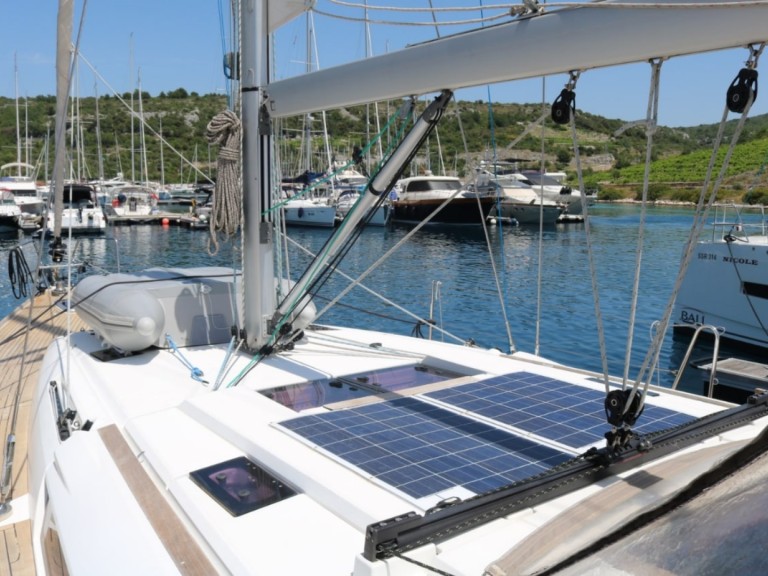 Rent a Jeanneau Sun Odyssey 469 Marina San Miguel