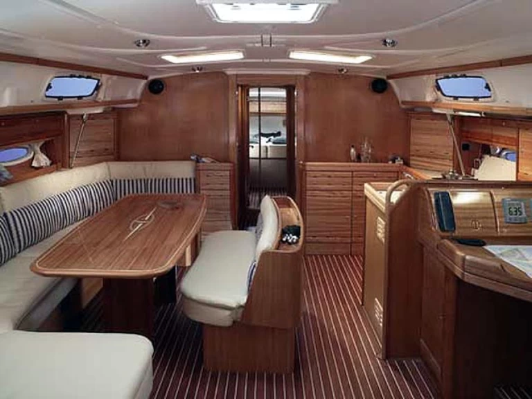 Rent a Bavaria Bavaria 50 Cruiser Lefkáda