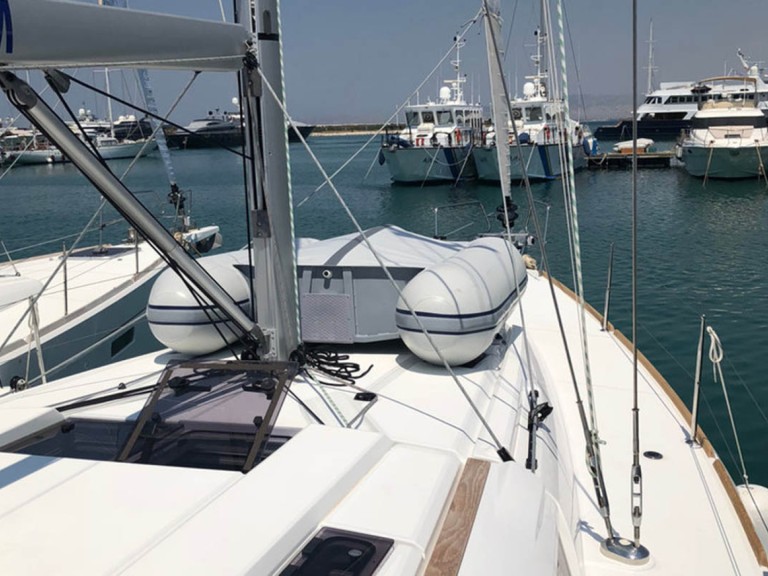 Yacht charter Ellinikó cheap Sun Odyssey 479