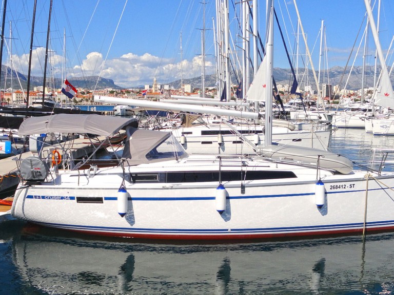 Sailboat rental in Split - Bavaria Cruiser 34