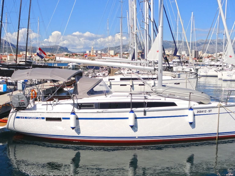 Sailboat rental in Split - Bavaria Cruiser 34