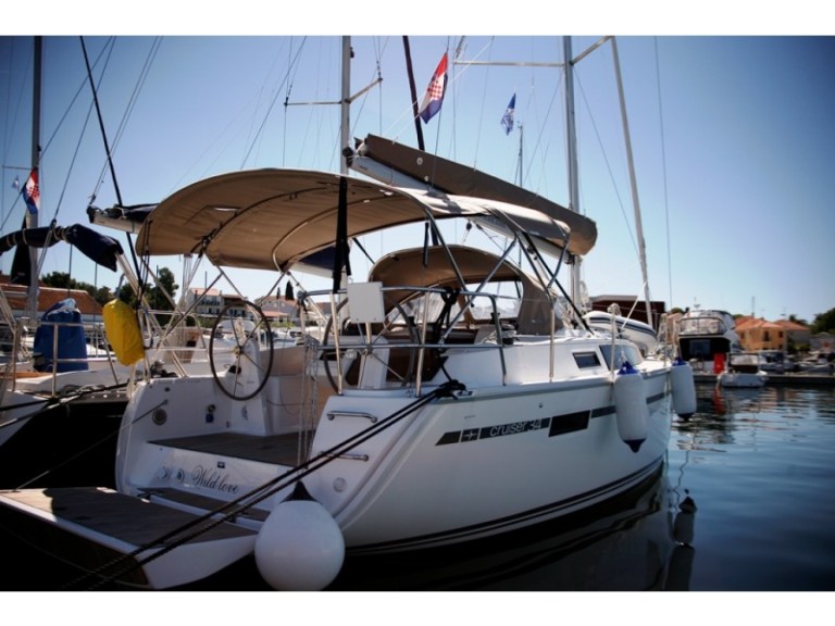 Rent a Bavaria Cruiser 34 Biograd na Moru