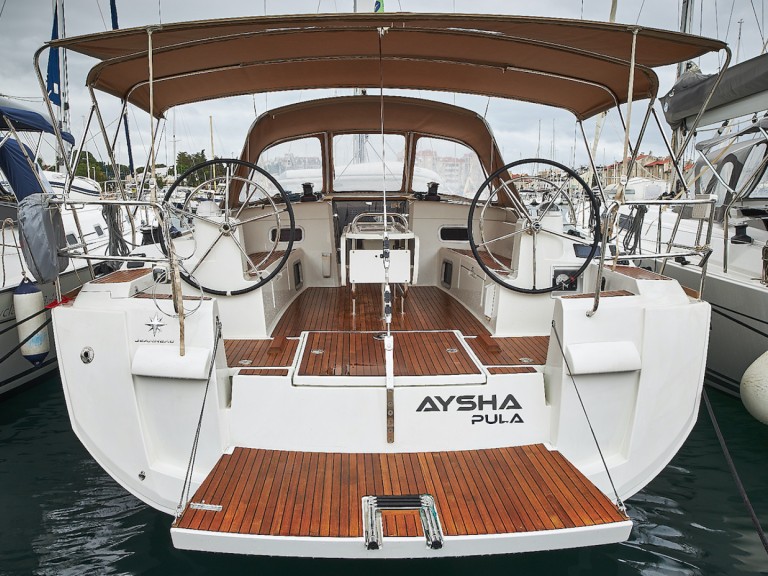 Sailboat rental in Biograd na Moru - Jeanneau Sun Odyssey 519