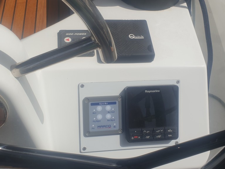 Rent a Jeanneau Sun Odyssey 410 Performance - New sail Tropea