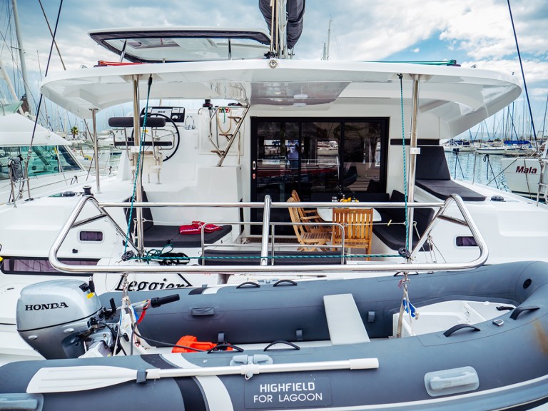 Boat rental Lagoon Lagoon 42 in Rogoznica on Samboat