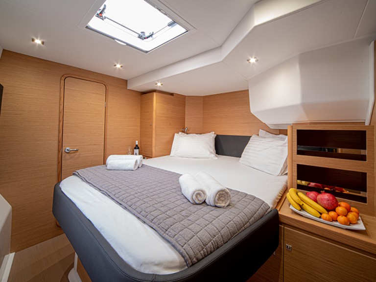 Dufour Dufour 48 in Alimos on SamBoat