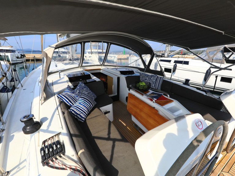 Rent a Hanse Hanse 458 Biograd na Moru