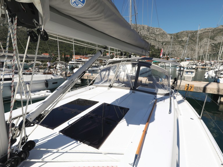 Yacht charter Biograd na Moru cheap Hanse 458