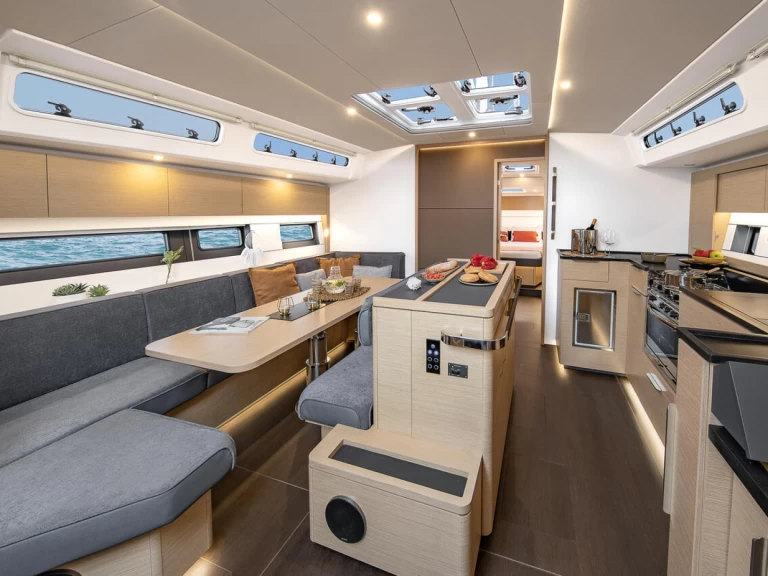 Hanse Hanse 510 in Seget Donji on SamBoat